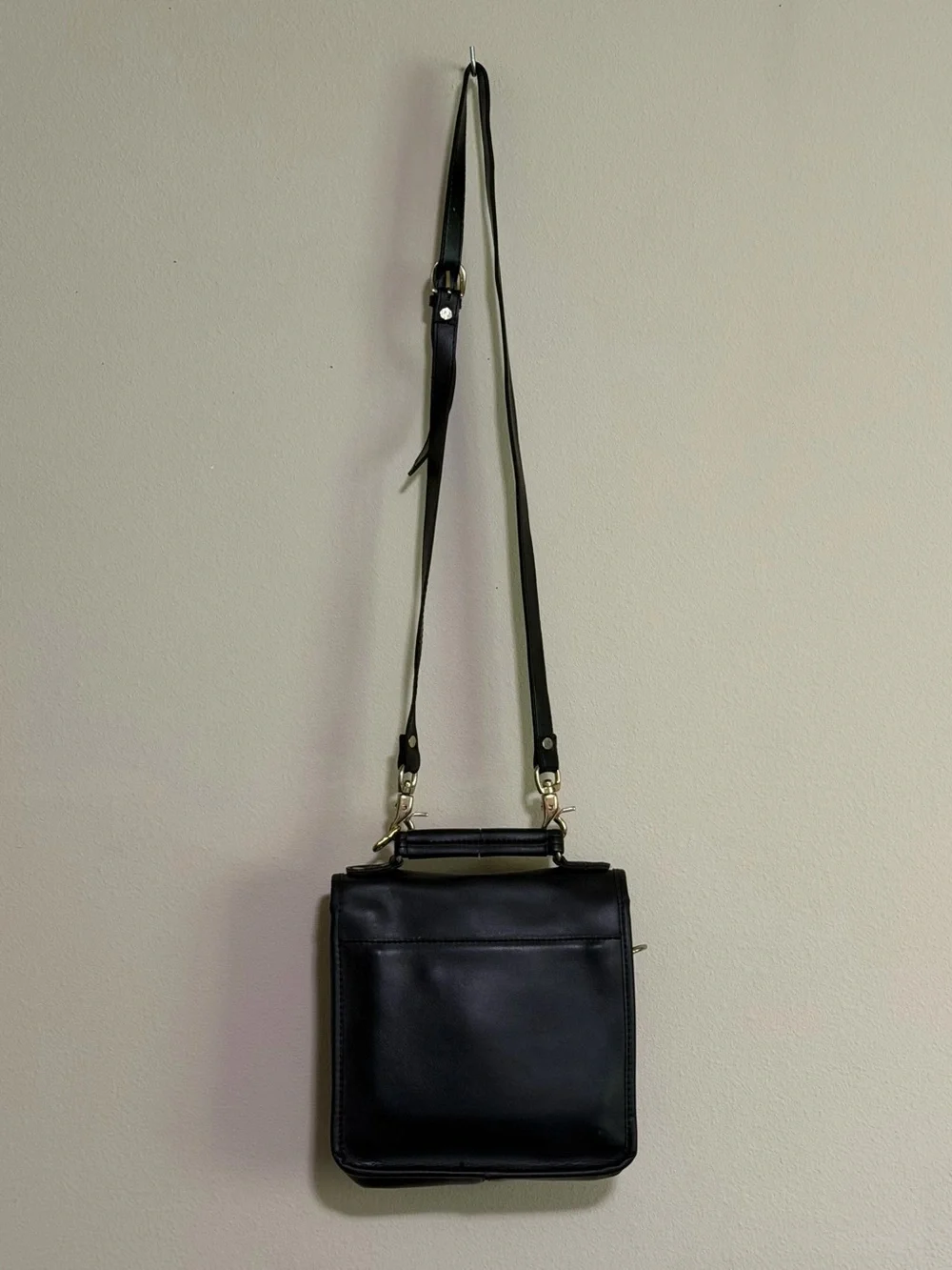 Vintage Coach Black Leather Pocket Bag - Made in the USA